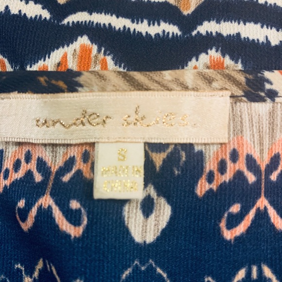 Under Skies Aztec Pattern V-Neck Long Sleeve Blouse Navy and Tan S - Picture 5 of 6